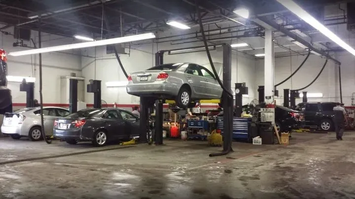 https://cdn.trust-mechanics.com/photos/0Jkneu29V8VI8RvakPul/ca55339f-964b-47fc-ba83-54c662014c06_720x720