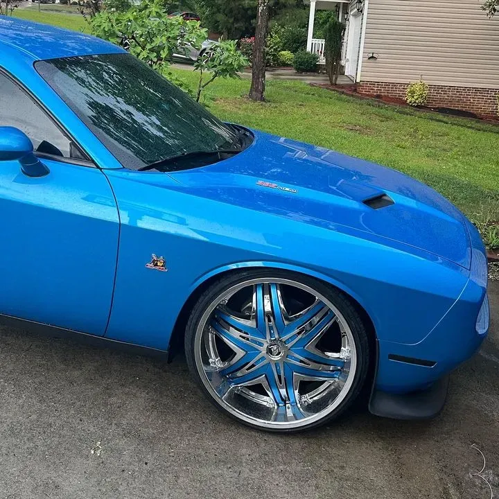 https://cdn.trust-mechanics.com/photos/0RUDrFXLDhBK2pZMJ6M7/216b5055-2509-4fab-a75e-3476d7bea7b9_720x720