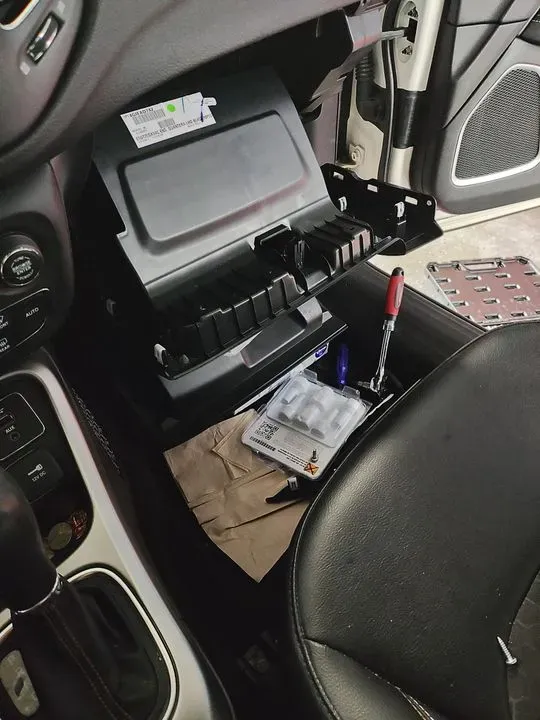 https://cdn.trust-mechanics.com/photos/0XHmnfloBPjd0n534Lce/7dd3530d-4b2f-434f-ab86-ed8b16e36265_720x720
