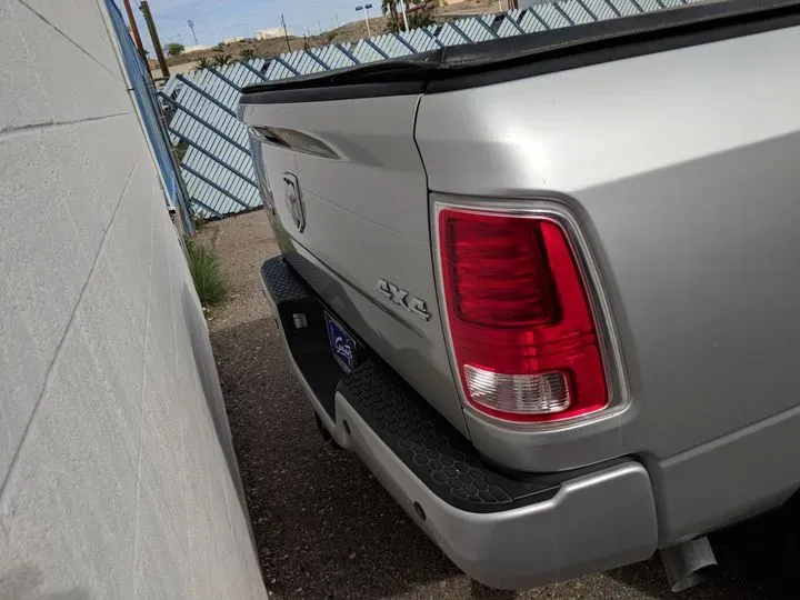 https://cdn.trust-mechanics.com/photos/0YtXd4tvgGbtchtm4a4Y/1032c6f9-2a46-475a-a804-8ea9b7562132_720x720