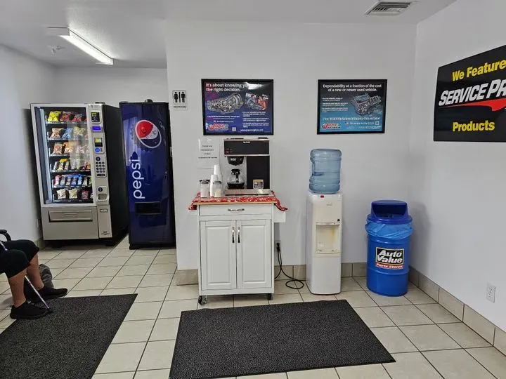 https://cdn.trust-mechanics.com/photos/0YtXd4tvgGbtchtm4a4Y/fdf90499-772b-4b7c-be70-89b329c49ab4_720x720