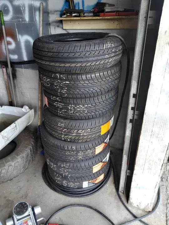 https://cdn.trust-mechanics.com/photos/0aD3zjQXpiDqF5zCebQL/892324a7-2ff0-405d-b144-9b945d2bf8b5_720x720