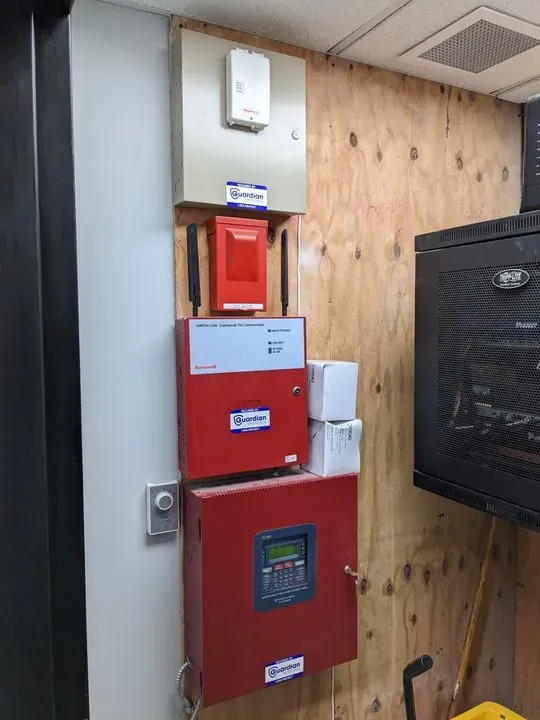 https://cdn.trust-mechanics.com/photos/0tiyQ9InnbTgvorQeoTE/b712e4c5-9652-4dcd-bfda-03c195f0a6ff_720x720