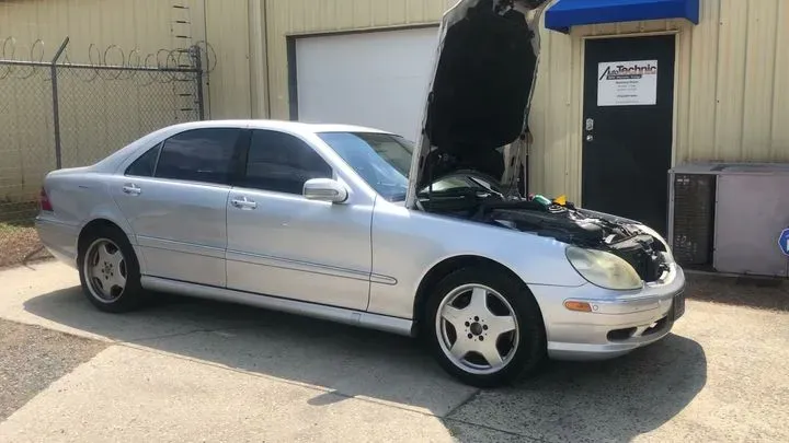 https://cdn.trust-mechanics.com/photos/142E51E3nYcO5F3xjGHy/41eab8ff-ea95-48cd-987e-316c7df10cf3_720x720