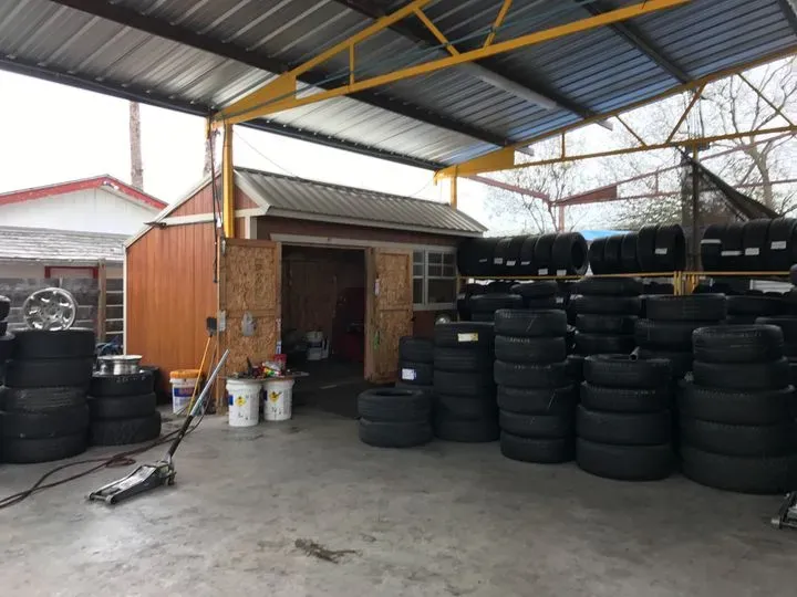 https://cdn.trust-mechanics.com/photos/1DwsGfiagk4NOBtaT817/f796b4b9-1eec-45f1-b871-d09abb46147e_720x720