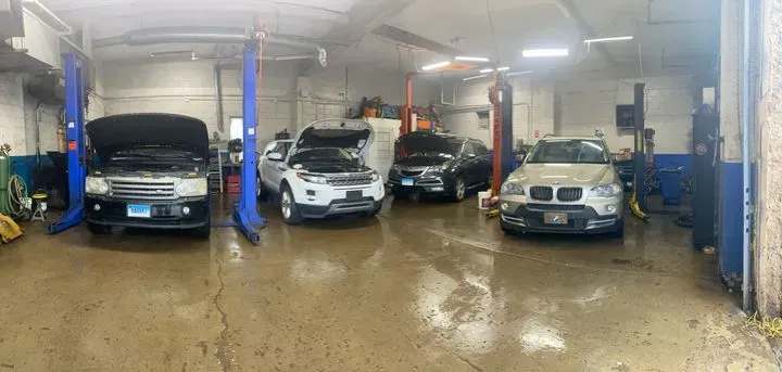 https://cdn.trust-mechanics.com/photos/1EHXJP6wcjAJ4rkxKx9i/e73d3e8c-5d34-48e5-9eb4-8b7d2d986947_720x720