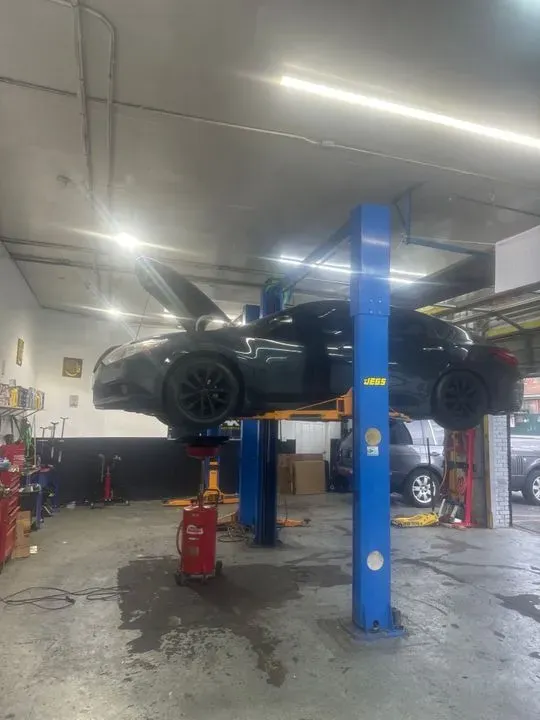 https://cdn.trust-mechanics.com/photos/1IyA8YFOn3q8VDlGyNGw/947da7d2-9b9a-421a-b12c-5c1f4f8588a0_720x720