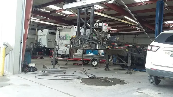 https://cdn.trust-mechanics.com/photos/1XKuhLoYiLsw91oc8b60/ec2d7ae7-e6d8-424f-836c-b797714614f5_720x720