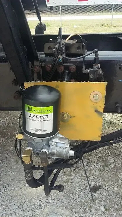 https://cdn.trust-mechanics.com/photos/1XKuhLoYiLsw91oc8b60/fc86e436-466e-48fc-9dc4-5cbb64f1c613_720x720