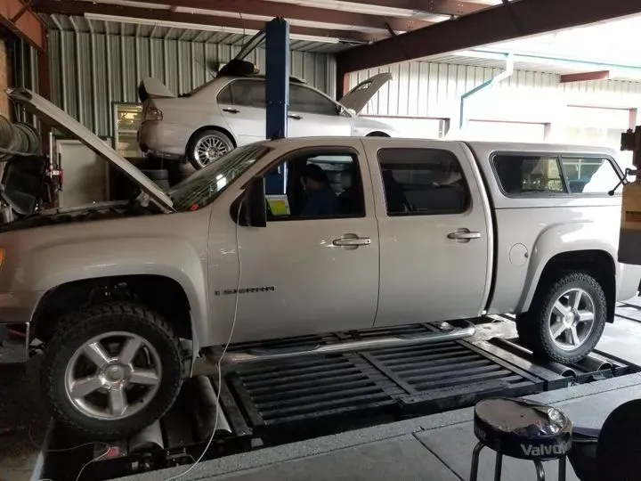 https://cdn.trust-mechanics.com/photos/1drKnge9Af6FI5boDdNG/c0fffcbf-c612-4397-a956-745a204903b8_720x720