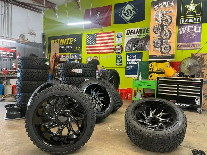 https://cdn.trust-mechanics.com/photos/2BBFQj6O7GnpxEvzwJ8W/528b2dc4-be28-4af6-8b63-5b06a73243dc_720x720