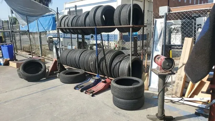 https://cdn.trust-mechanics.com/photos/2YBfzaJGN7QRUopKMrpx/4833ce23-78d8-4160-b259-0ade09e9095b_720x720