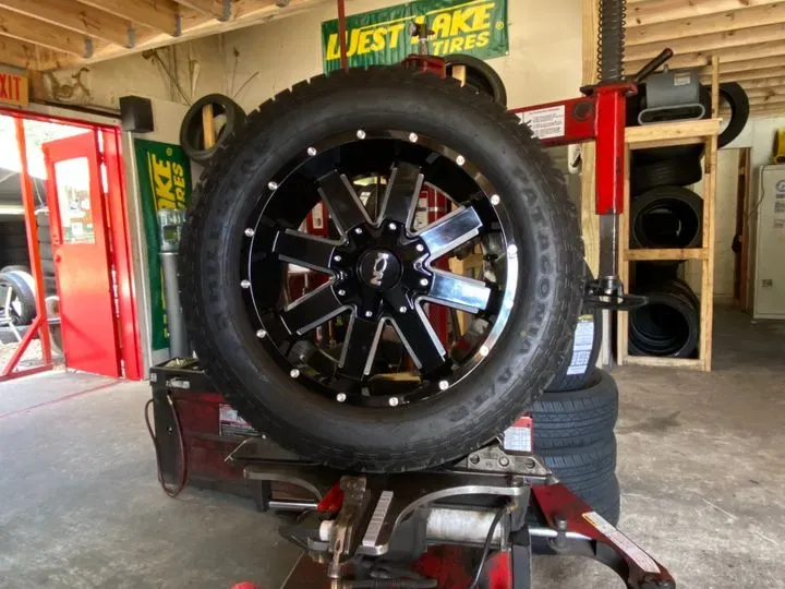 https://cdn.trust-mechanics.com/photos/2azqMZnjnu2OkImONLWl/928ee708-e8e9-499e-814a-5554a0fc8ca9_720x720