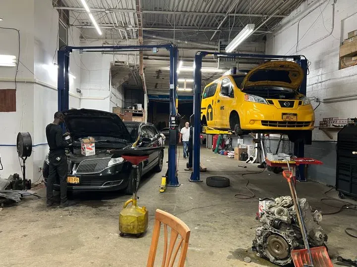 https://cdn.trust-mechanics.com/photos/2tnfNV5SYB9nqhXN2JLz/35e271b0-6528-49f6-a5c1-b2aa45cc2da2_720x720