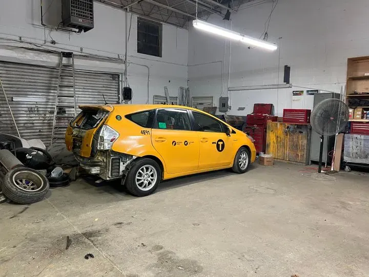 https://cdn.trust-mechanics.com/photos/2tnfNV5SYB9nqhXN2JLz/ac93a1c0-4016-46d6-a60c-3cdb37d179c0_720x720