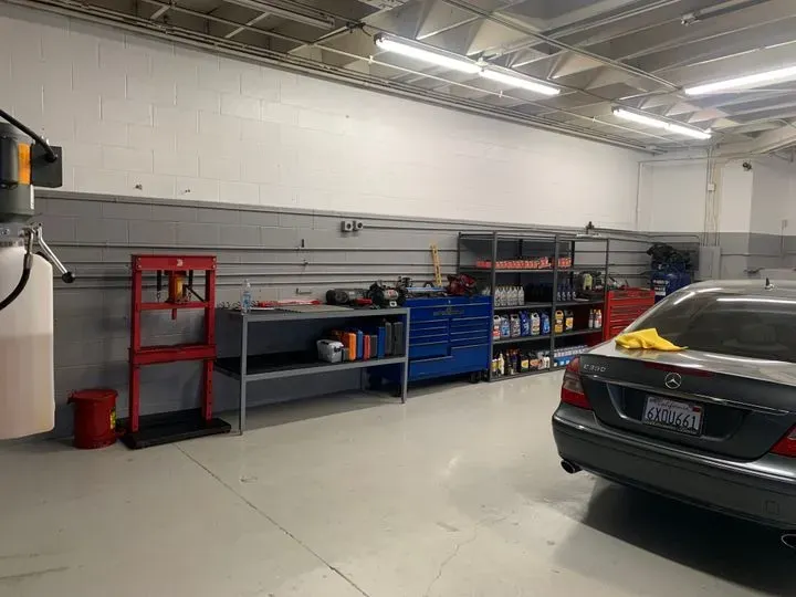 https://cdn.trust-mechanics.com/photos/2vSQzNZuC70g1Ur0uzvc/90f68864-41f4-4066-8ac8-ae89169dff5e_720x720