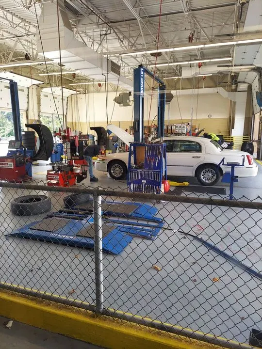 https://cdn.trust-mechanics.com/photos/2xNB1RbSKUIc8T79AqkV/10f1f095-b576-4077-a343-9fb43e1a953f_720x720