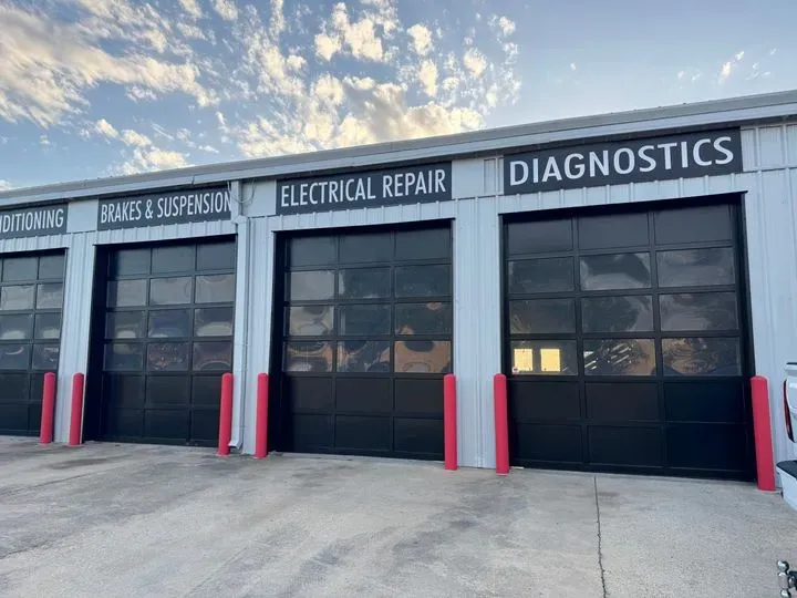 https://cdn.trust-mechanics.com/photos/2zARBOCQvgDcaYuyQr5D/094c0501-dc72-48a9-bfd8-6408d5c81af0_720x720