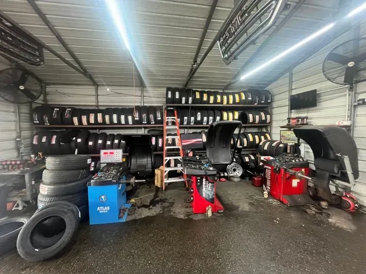 https://cdn.trust-mechanics.com/photos/3MvvAWf9Mj3x3EdcaY3S/f4466960-44fe-4368-bd05-2b7162f5e3ac_720x720