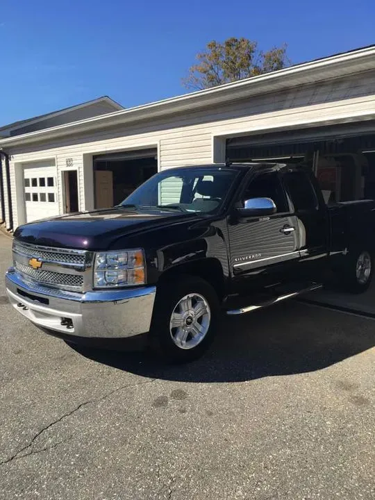 https://cdn.trust-mechanics.com/photos/3UaWkuwUN62GUEtkVmYd/fd14a3fd-5f46-4702-8c44-988305500d3c_720x720