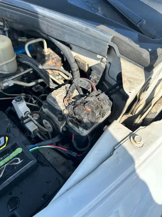 https://cdn.trust-mechanics.com/photos/3bCnKfIfcef77xMebLkk/10c3c5d3-fadb-4486-8ed6-2cc6fc4a73ce_720x720