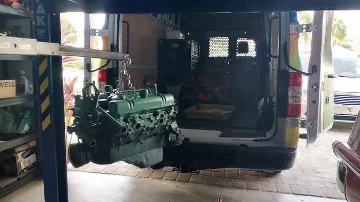 https://cdn.trust-mechanics.com/photos/3e9Aas7yY7Tmsi8kgWTE/7b0fc573-a877-48fa-b116-d4ef4083faf9_720x720
