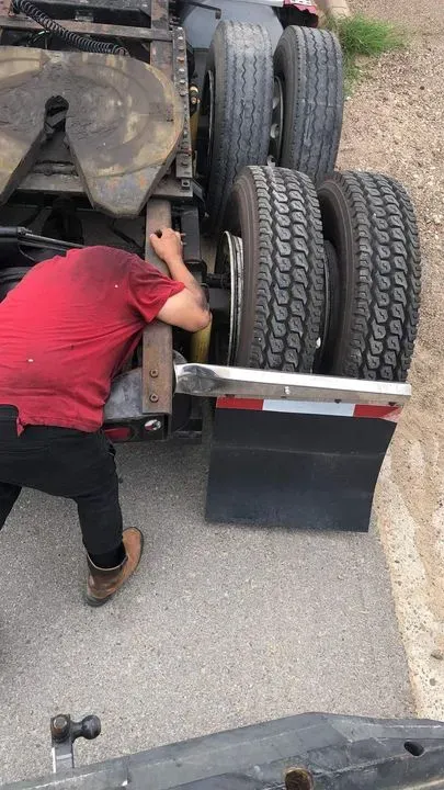 https://cdn.trust-mechanics.com/photos/3f6KTXdnYX2JV3I7PhdI/3a770a23-9e53-4718-859b-952cf76d55f5_720x720