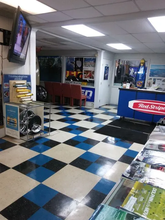 https://cdn.trust-mechanics.com/photos/3scWEf4G1Y9AEFYki2Hu/f2cbf6d7-3dad-441e-bd93-f3ac73db3064_720x720