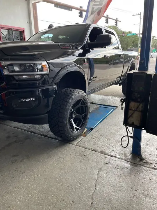 https://cdn.trust-mechanics.com/photos/3vma7Q11fTdLBHn18uac/6c0cffc1-9d15-4581-ae5b-6c10cca30d63_720x720