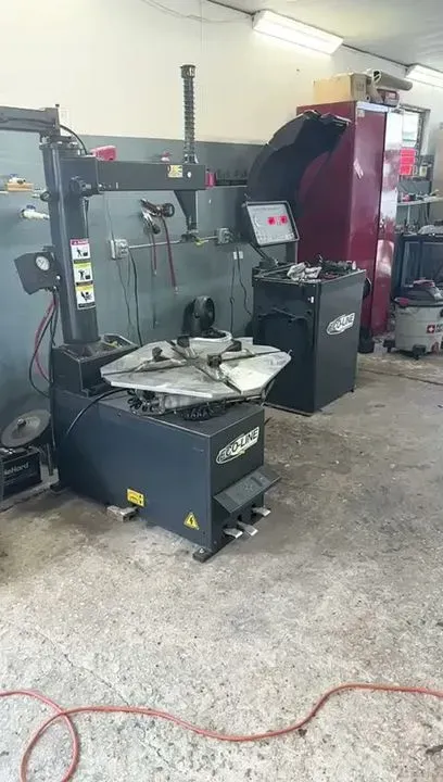 https://cdn.trust-mechanics.com/photos/4GHhaASqgFv0T0fUmDzq/89ab8073-23e9-4cd7-8d04-db4b3d6fd749_720x720