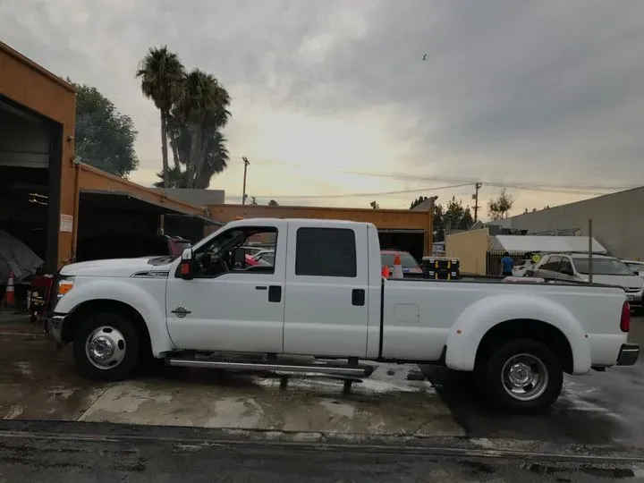 https://cdn.trust-mechanics.com/photos/4LeIRONOHhdFUc50ziLz/4f0b0f34-7c14-4aa5-b984-2bd8efb70eaa_720x720