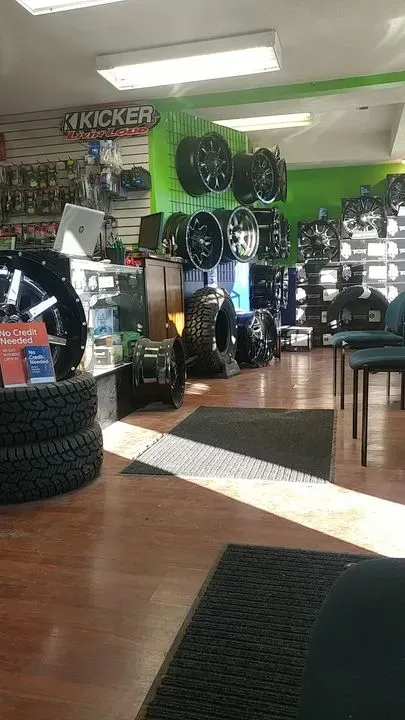 https://cdn.trust-mechanics.com/photos/4XPlL6DU1u1P6nd5nYAu/1835998d-107b-498b-9ee5-db3d1eb038a6_720x720
