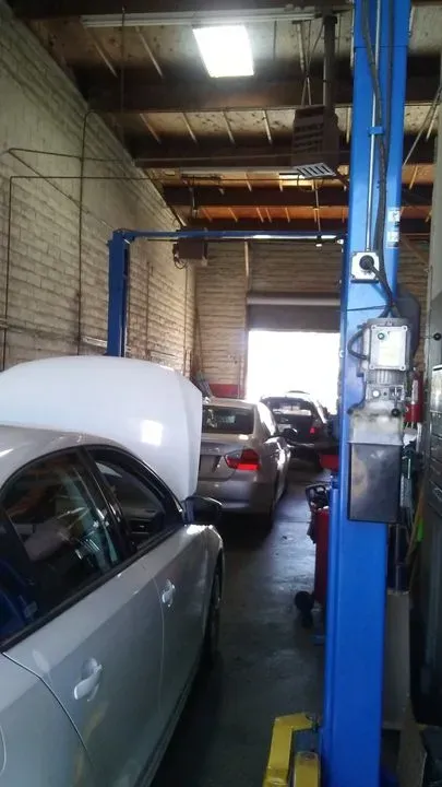 https://cdn.trust-mechanics.com/photos/4k6cxvFV1EXtewJBGMkQ/4b11db9b-9bcb-4181-8682-95a8c41fcdfa_720x720