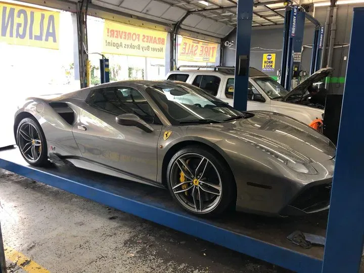 https://cdn.trust-mechanics.com/photos/4kyjWzFnxCJR26qnPyho/978320b9-3c82-4250-ba3b-f963163ab017_720x720
