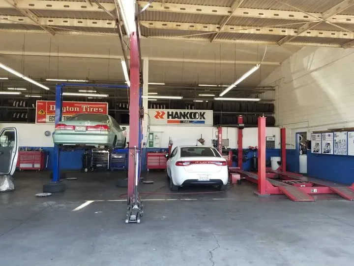 https://cdn.trust-mechanics.com/photos/4w5EvqiszwWxigP79OUY/83a8a357-4bef-40d8-bd4d-e4270779cee4_720x720