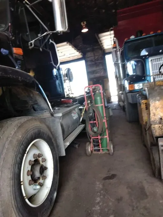 https://cdn.trust-mechanics.com/photos/51NH9DCjjWkSpRhYcpJb/0e47bfa8-2236-43b8-a765-aa69a6e1f5a5_720x720
