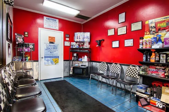 https://cdn.trust-mechanics.com/photos/52RLV7MAM7aahbqb7hum/ad7d8a5d-92f9-4f61-994d-57df6aa7df1a_720x720