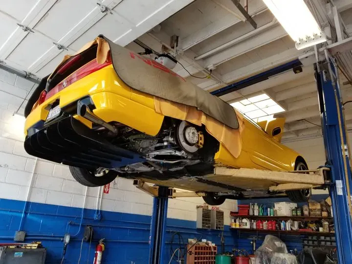 https://cdn.trust-mechanics.com/photos/52Tuz2M6WnG5vLzkrSIU/fa977625-b043-43eb-987f-67c76872f9f4_720x720