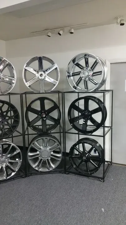 https://cdn.trust-mechanics.com/photos/5GLhV6yAPjThy2PXoyJc/a3b3b958-a5ea-4cce-95ea-102f19c76ca2_720x720