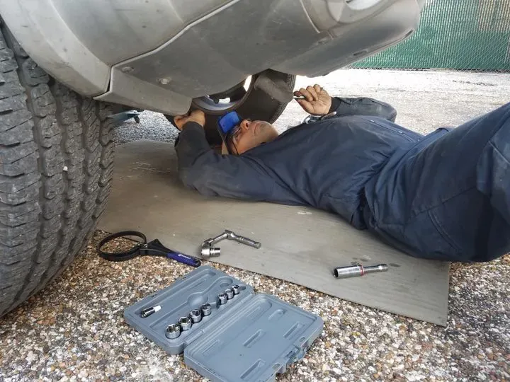 https://cdn.trust-mechanics.com/photos/5MnthABnAMjZzZIlM8b0/3d456d6c-cfcc-44fd-8a8e-9c04ac7c42be_720x720
