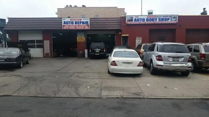 https://cdn.trust-mechanics.com/photos/5ggXq7PUbGRAqzcNVO5K/83f4e222-8813-4158-a061-256685723444_720x720