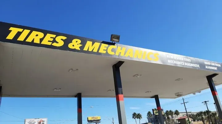https://cdn.trust-mechanics.com/photos/62aD0CwN14flvOcL5s5Q/1d68d726-2065-45a9-b191-802da1681e23_720x720