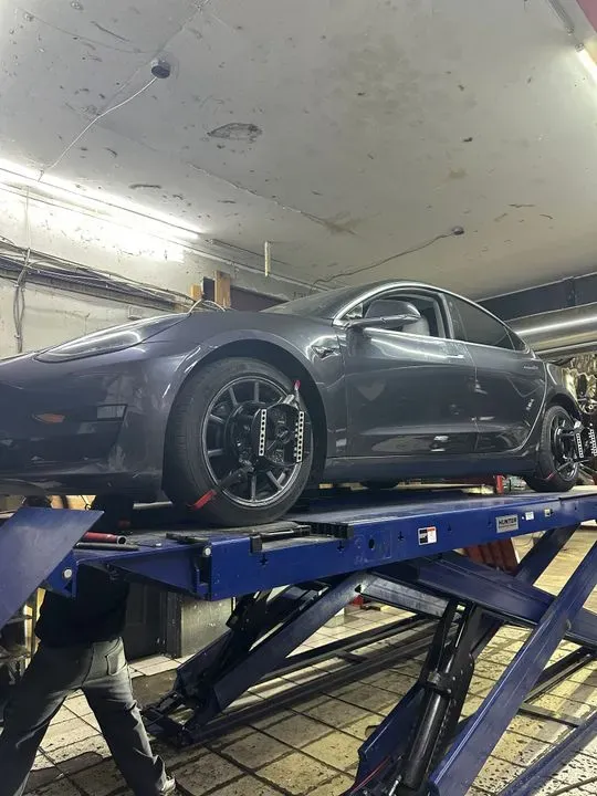 https://cdn.trust-mechanics.com/photos/62aD0CwN14flvOcL5s5Q/4b346093-5bfa-46a0-b19c-7900815c80a2_720x720
