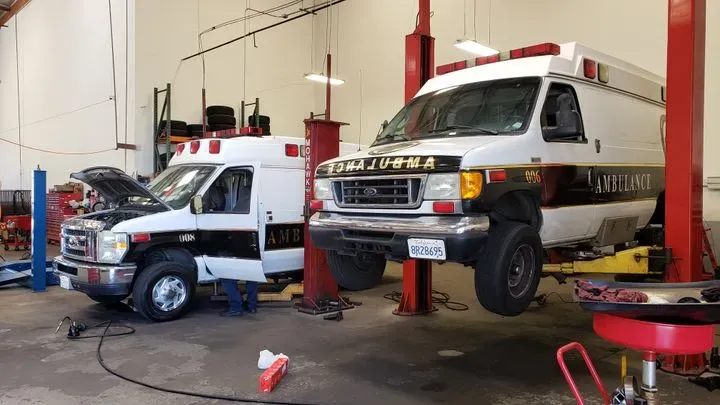 https://cdn.trust-mechanics.com/photos/6I1gkcNsYhJCjV5MDUog/639b0a9f-604a-417e-aa82-658a3643ec7d_720x720