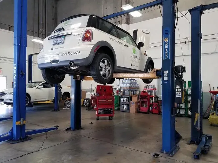 https://cdn.trust-mechanics.com/photos/6I1gkcNsYhJCjV5MDUog/7b44bb68-c3a4-4c9c-a931-4c67f9909a1a_720x720
