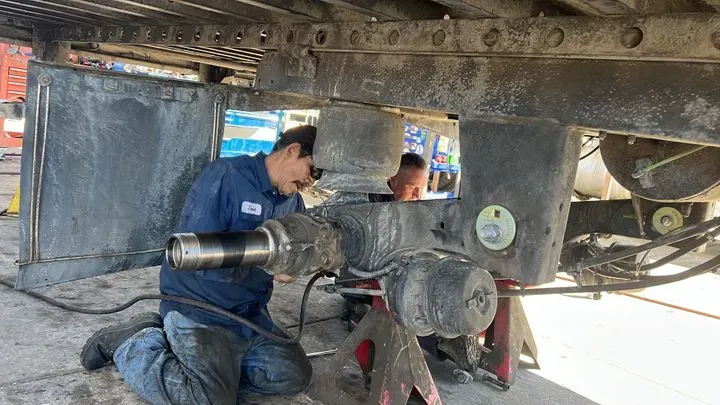 https://cdn.trust-mechanics.com/photos/6RxC7FjyxmLIHcZbIA89/5fde26e7-0c7a-42e8-9c35-a90f999a2244_720x720