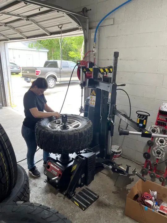 https://cdn.trust-mechanics.com/photos/6TQNVnIdxvOd9pYj17eK/499f7bdf-a7bd-4371-a5fa-7bd990f147aa_720x720