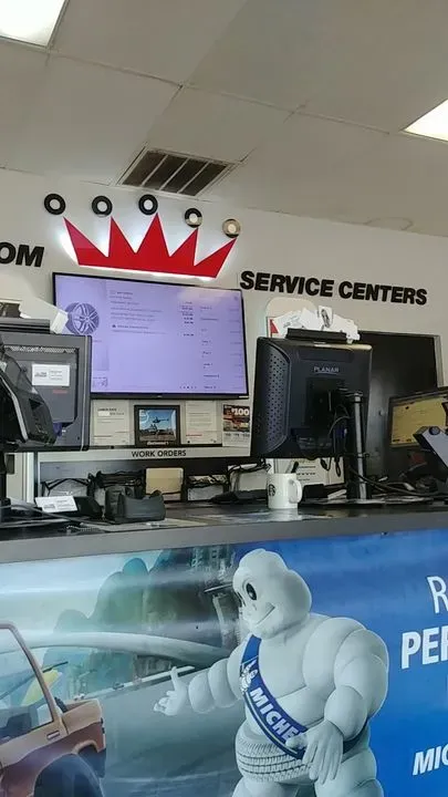https://cdn.trust-mechanics.com/photos/6X3Q1oMVkNFNBLsVf6PT/1c6ffeb6-7969-455d-8d97-cbd12440bf7f_720x720