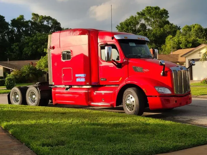 https://cdn.trust-mechanics.com/photos/6bqfgJFdmFVBqwMagNB1/546d11ce-65d8-4b6f-83f7-66bdc0e4b104_720x720