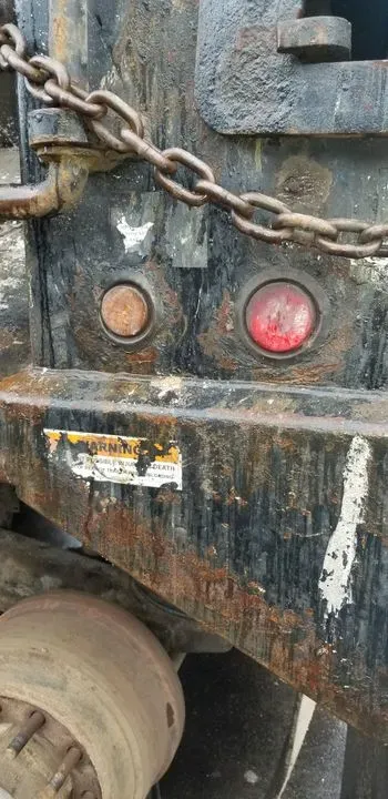 https://cdn.trust-mechanics.com/photos/6tdNGJvIhBRrzbiRvd7R/2b8417e4-f454-4edc-8162-80eb87768562_720x720